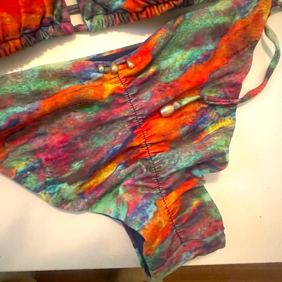 Mia Marcelle bikini, triangle top & ruched back tie-side bottom Sz M - Picture 2 of 5